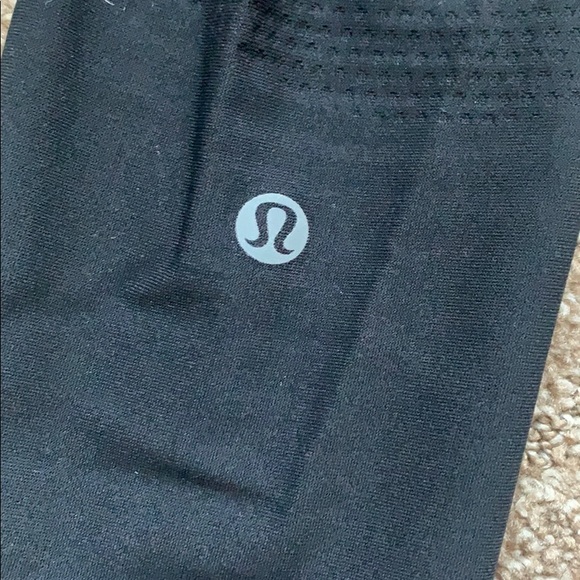 lululemon leggings - Picture 3 of 4